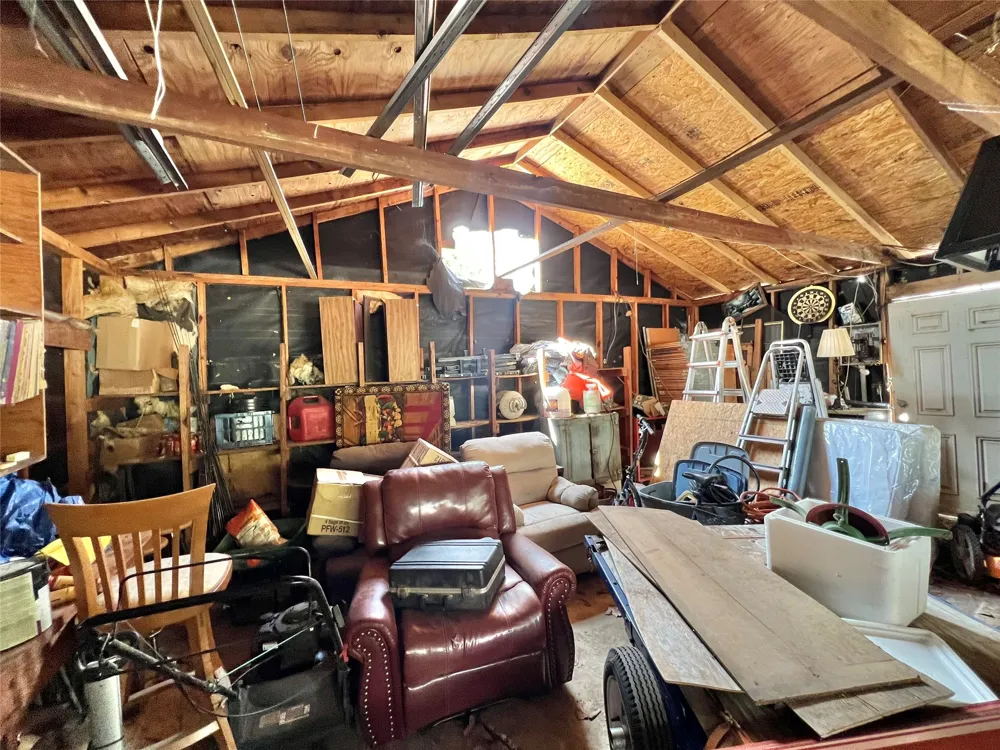 130 Calhoun Cove East Tawakoni, TX 75472