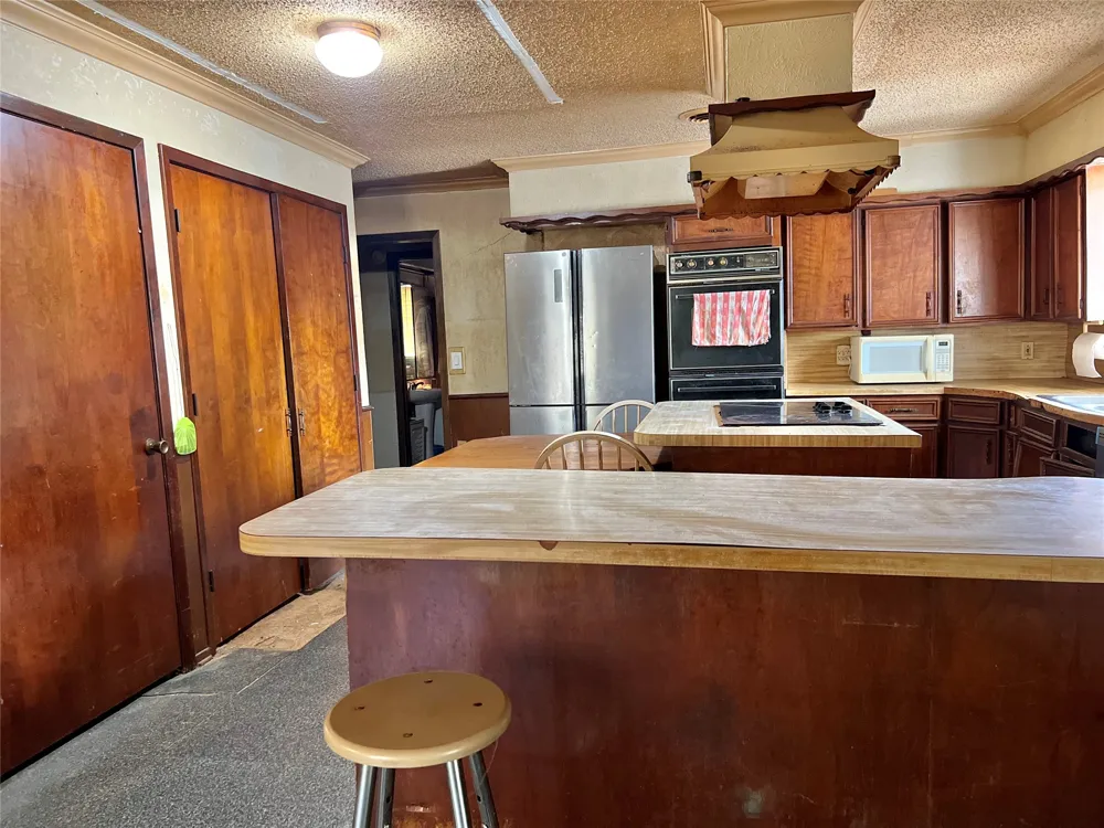 130 Calhoun Cove East Tawakoni, TX 75472