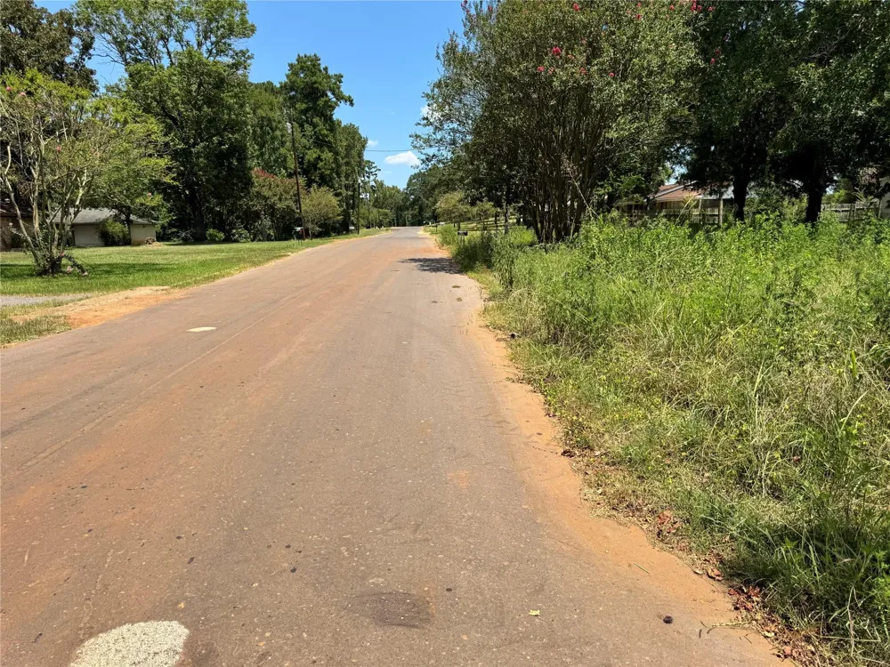 320 County Road 2031 Nacogdoches, TX 75961