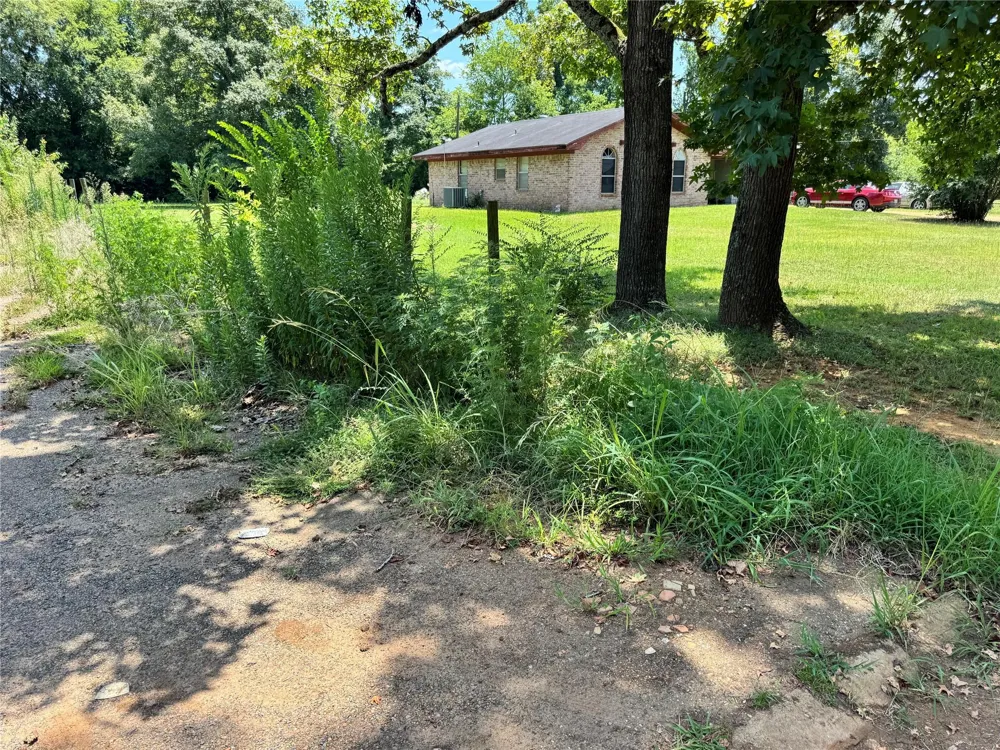 320 County Road 2031 Nacogdoches, TX 75961
