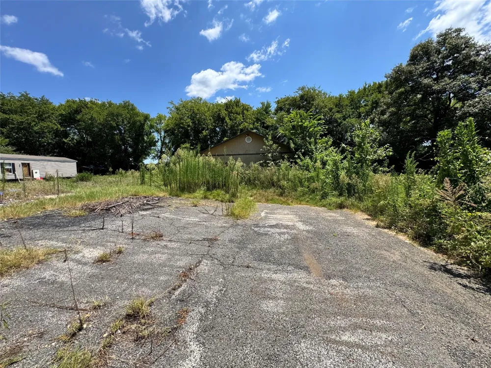 320 County Road 2031 Nacogdoches, TX 75961