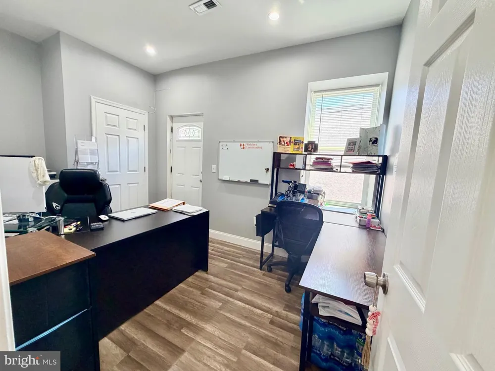 521 E MOORE STREET Norristown, PA 19401