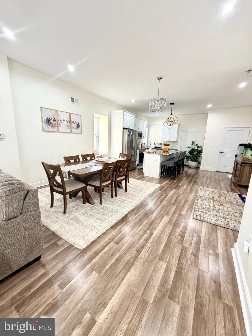 521 E MOORE STREET Norristown, PA 19401