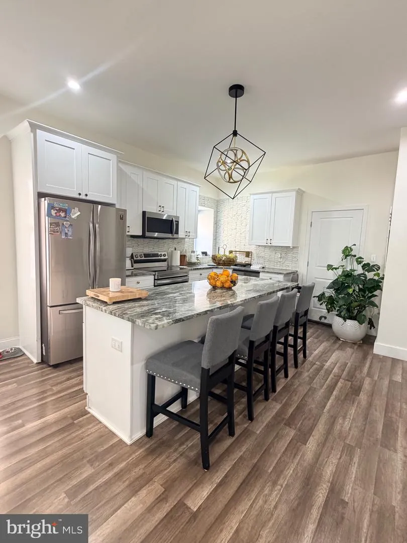 521 E MOORE STREET Norristown, PA 19401