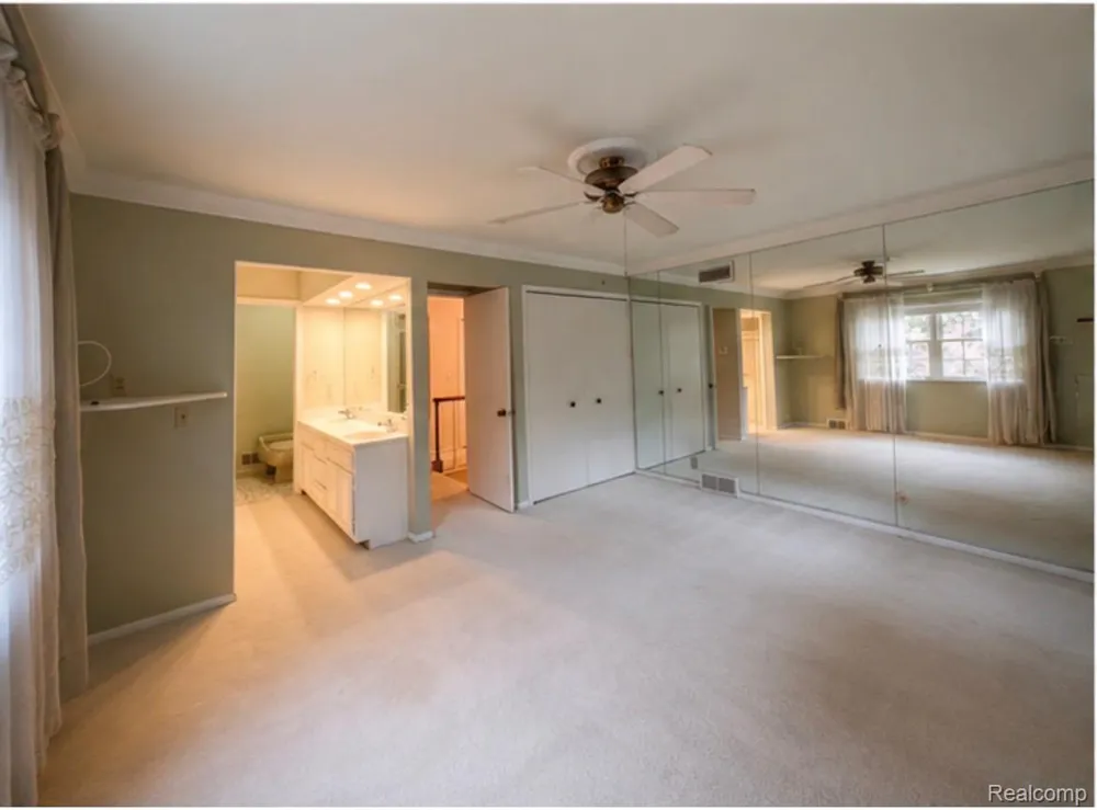 23901 Fordson Drive Dearborn City, MI 48124