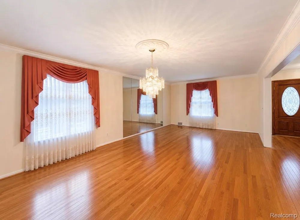 23901 Fordson Drive Dearborn City, MI 48124