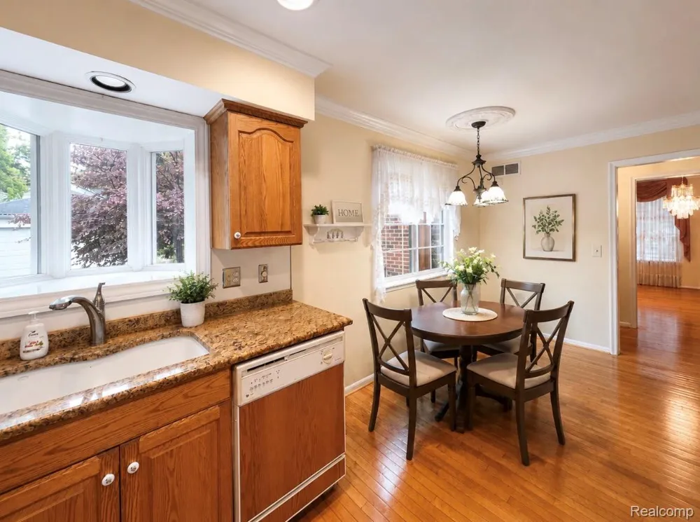 23901 Fordson Drive Dearborn City, MI 48124