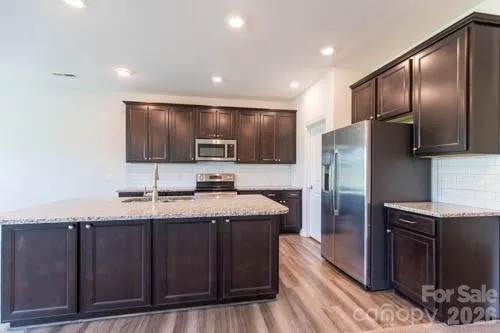216 Crane Creek Way Lexington, NC 27295