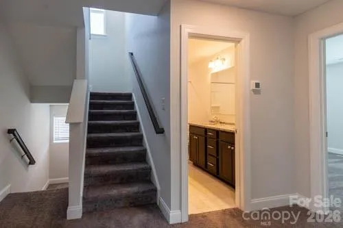 216 Crane Creek Way Lexington, NC 27295