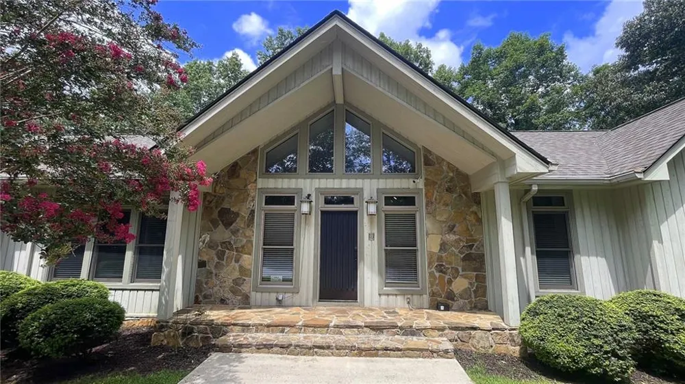 156 Thundering Waters Drive Cornelia, GA 30531