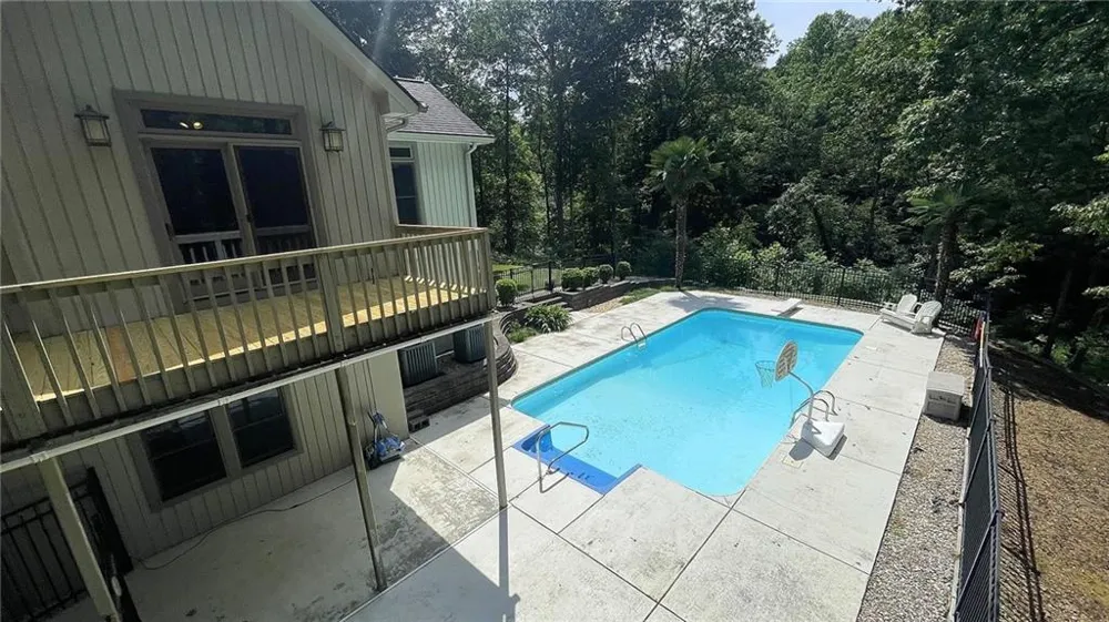 156 Thundering Waters Drive Cornelia, GA 30531