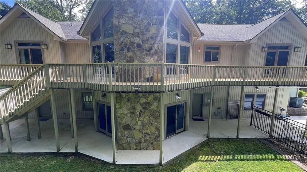 156 Thundering Waters Drive Cornelia, GA 30531