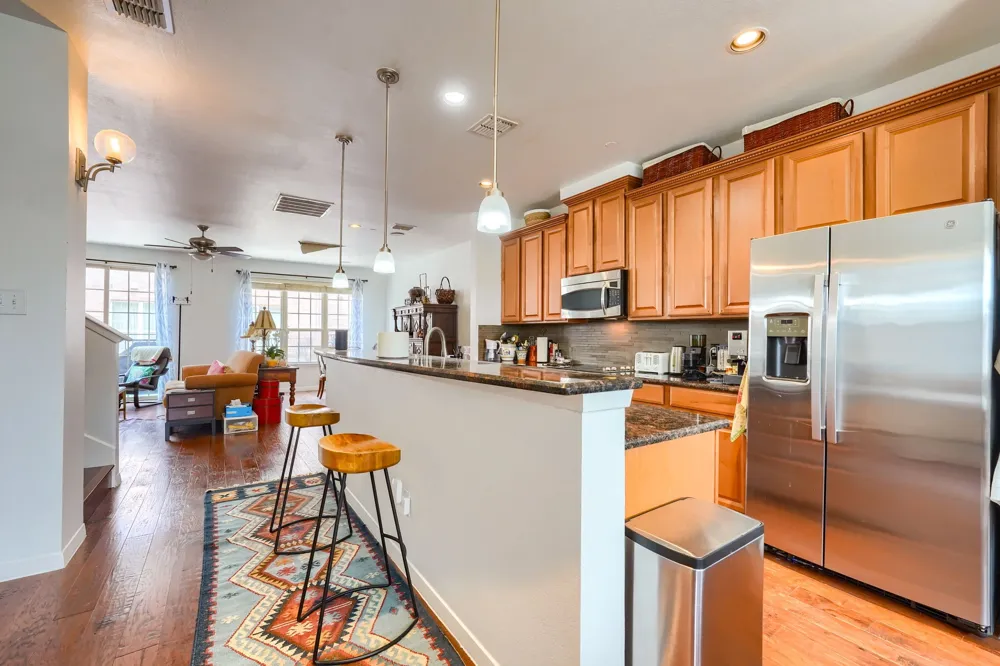 3885 Asbury Lane Addison, TX 75001