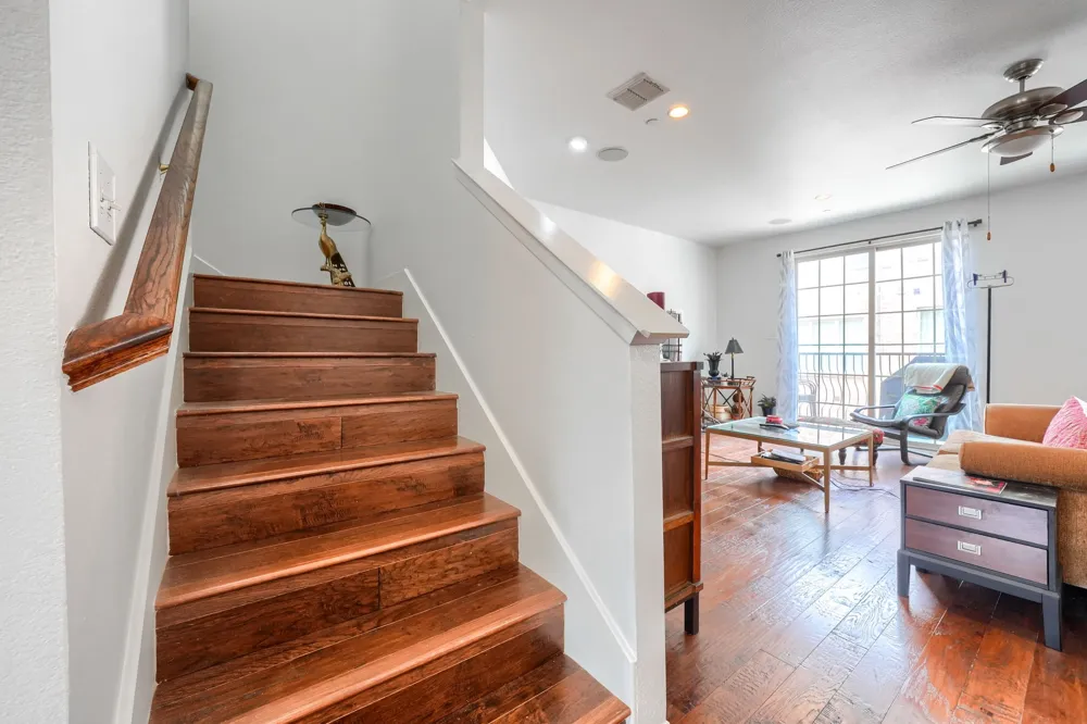 3885 Asbury Lane Addison, TX 75001