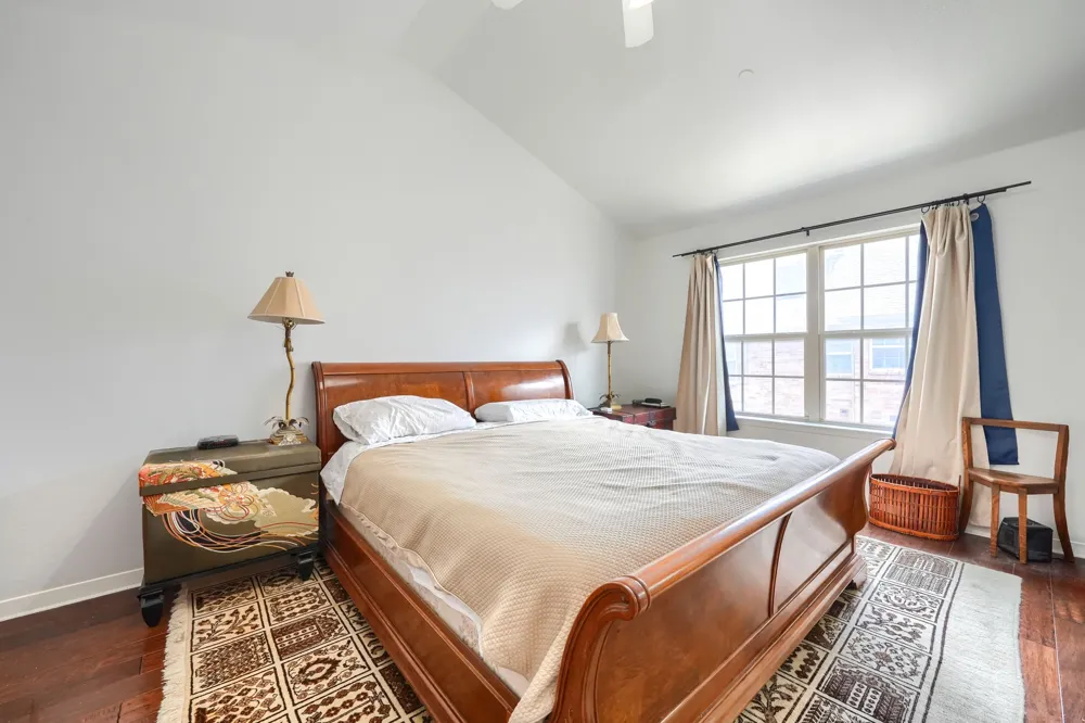 3885 Asbury Lane Addison, TX 75001