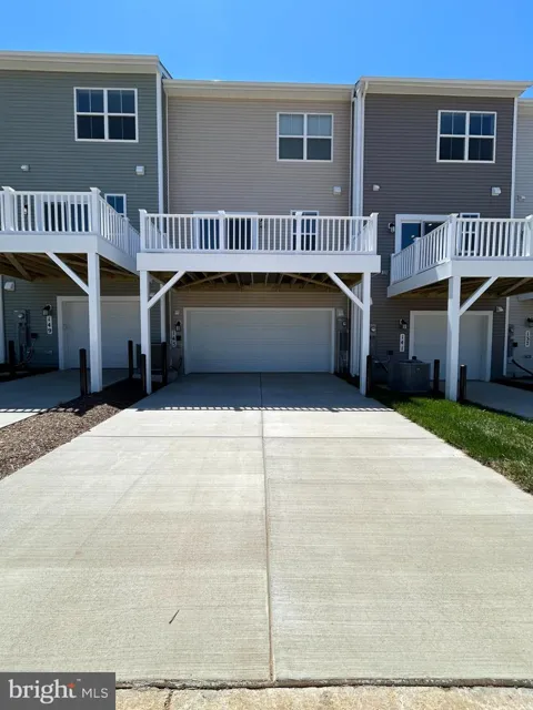 71 SWAN FIELD AVE