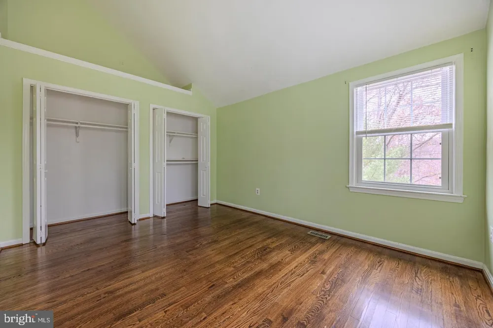 8200 MAPLE RIDGE AVENUE Springfield, VA 22153