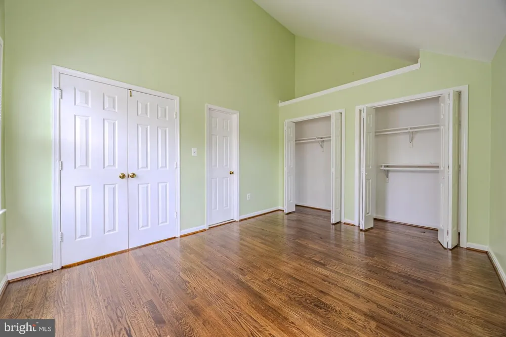 8200 MAPLE RIDGE AVENUE Springfield, VA 22153