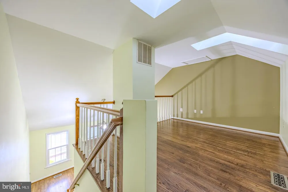 8200 MAPLE RIDGE AVENUE Springfield, VA 22153