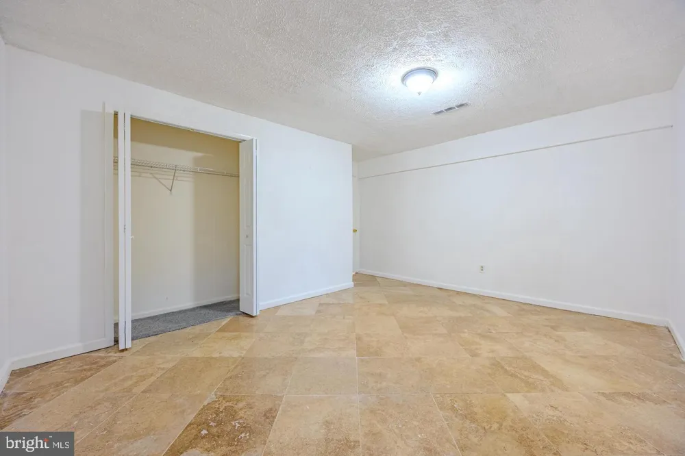 8200 MAPLE RIDGE AVENUE Springfield, VA 22153