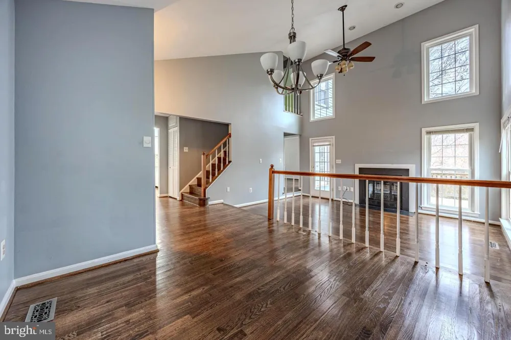 8200 MAPLE RIDGE AVENUE Springfield, VA 22153