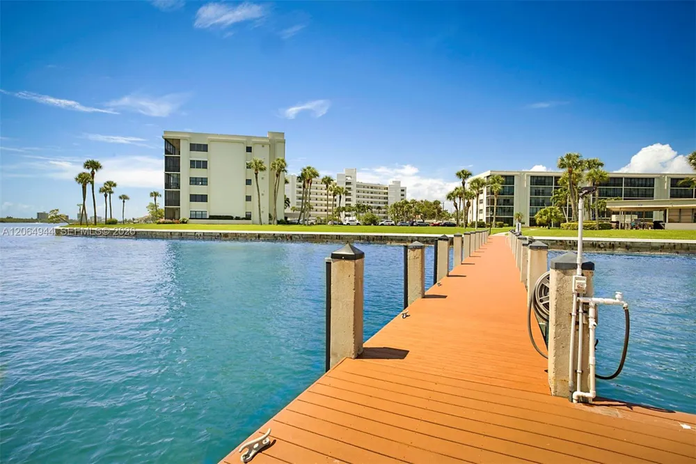 100 Intracoastal Pl #102 Jupiter, FL 33469