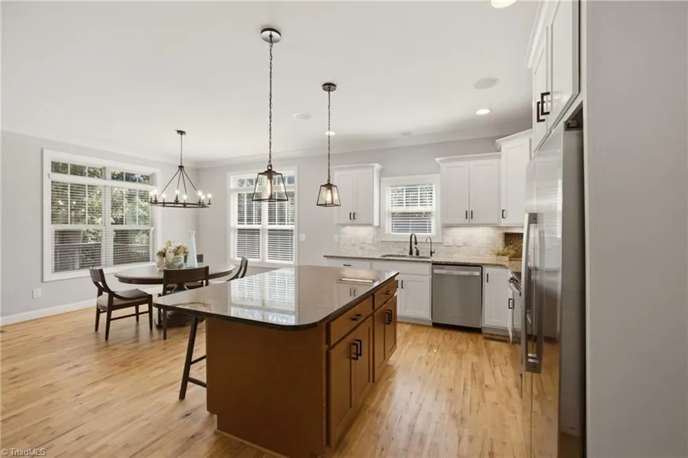 5612 Crooked Oak Drive Summerfield, NC 27358