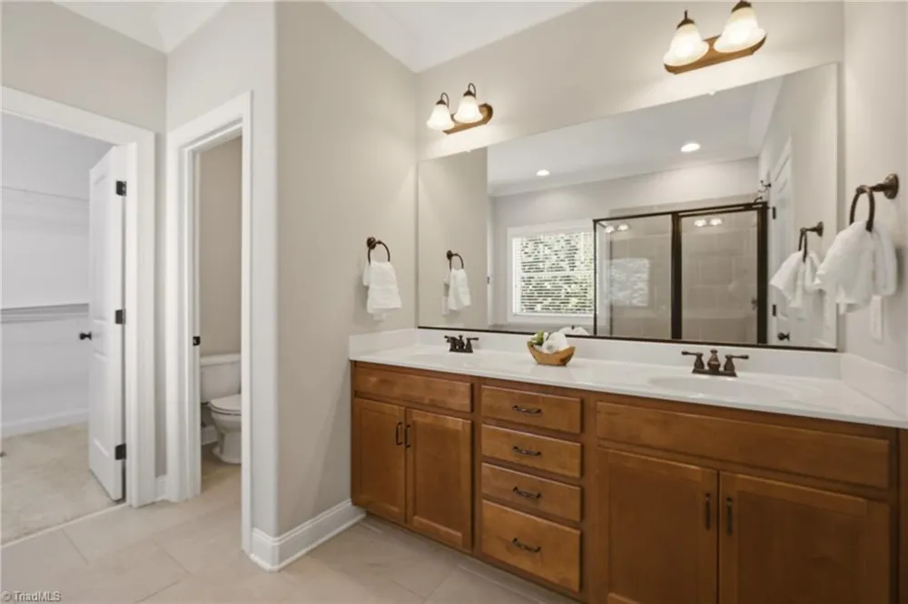 5612 Crooked Oak Drive Summerfield, NC 27358