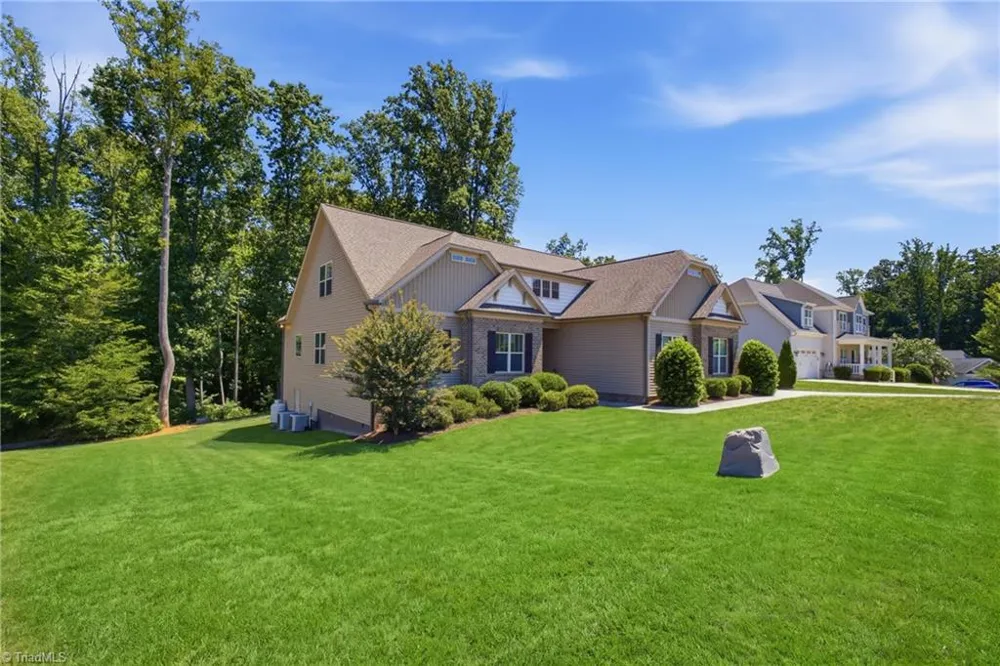 5612 Crooked Oak Drive Summerfield, NC 27358