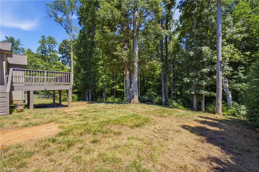 5612 Crooked Oak Drive Summerfield, NC 27358