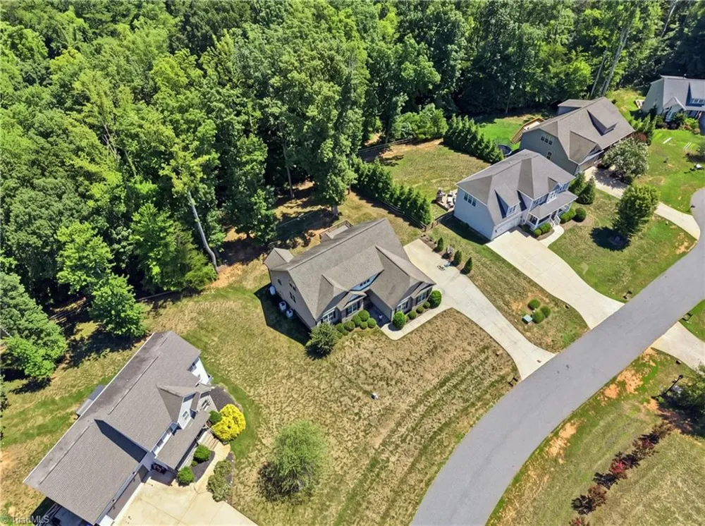 5612 Crooked Oak Drive Summerfield, NC 27358