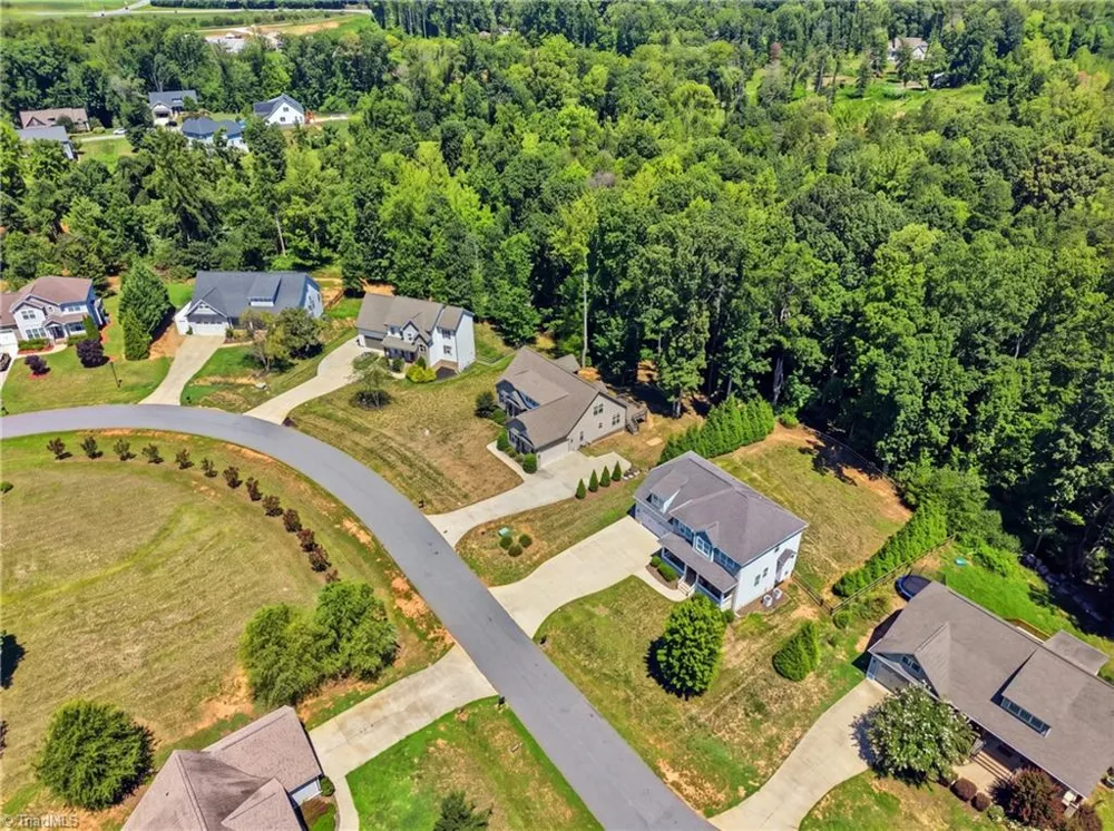 5612 Crooked Oak Drive Summerfield, NC 27358