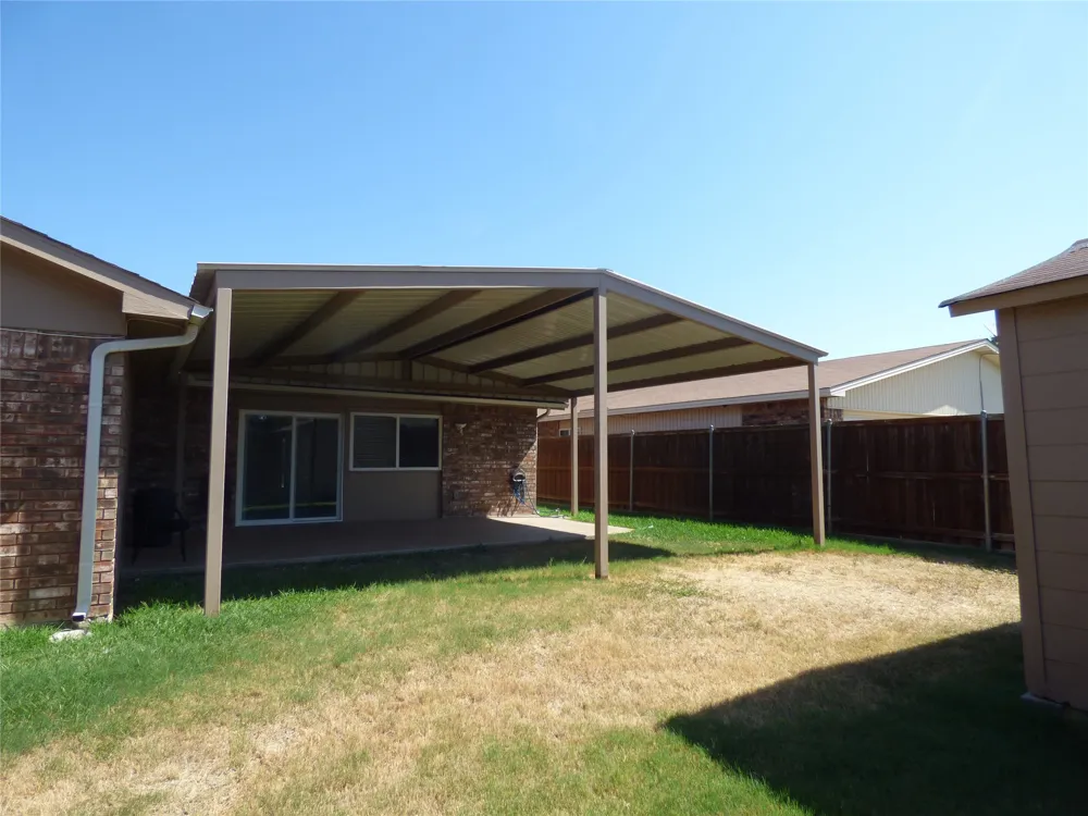 5016 Roberts Drive The Colony, TX 75056
