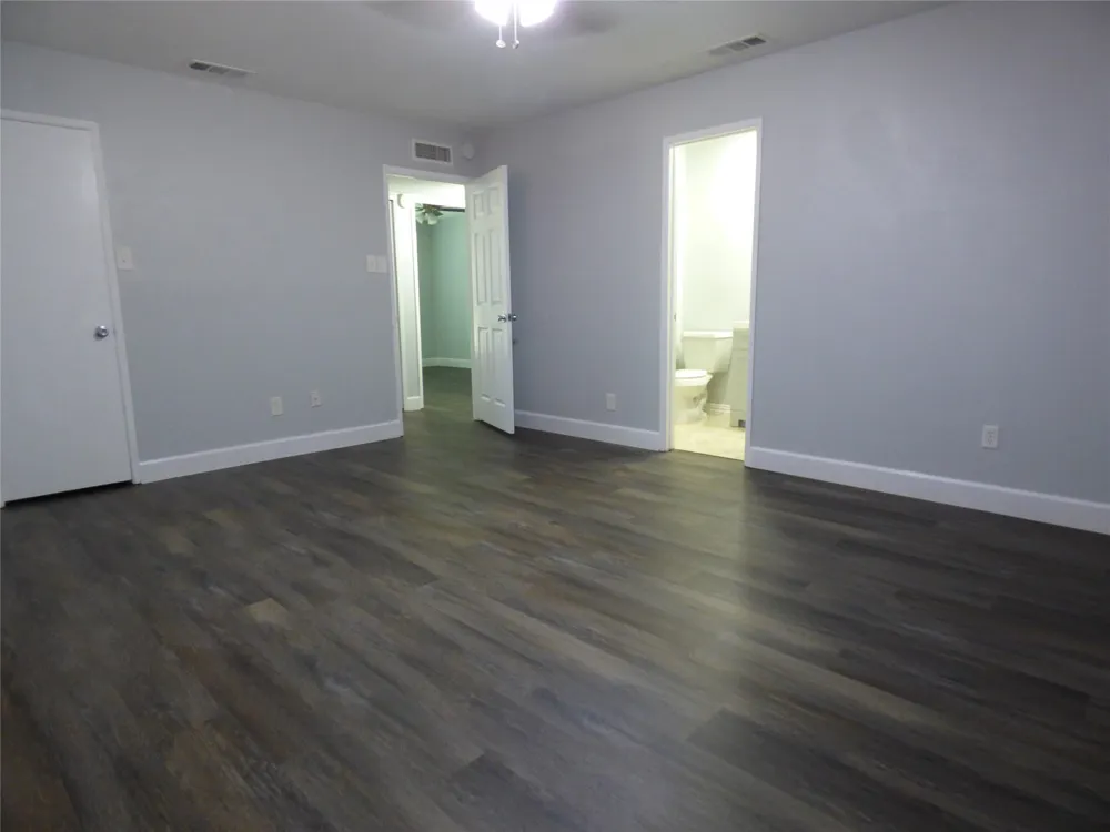 5016 Roberts Drive The Colony, TX 75056
