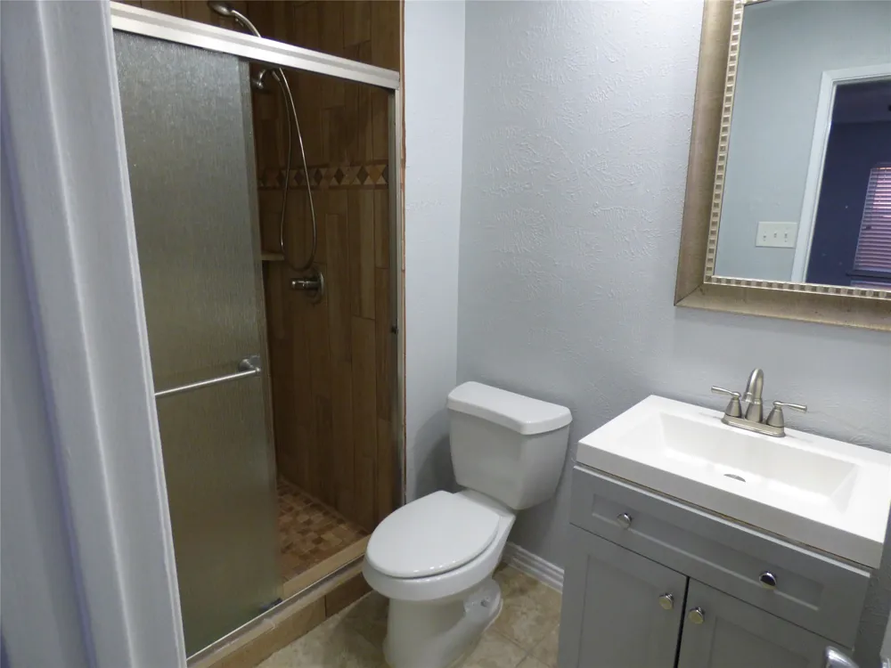5016 Roberts Drive The Colony, TX 75056