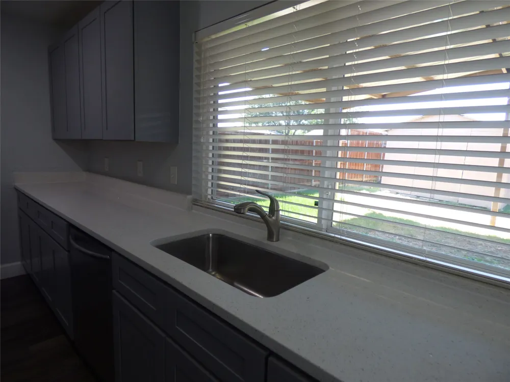 5016 Roberts Drive The Colony, TX 75056