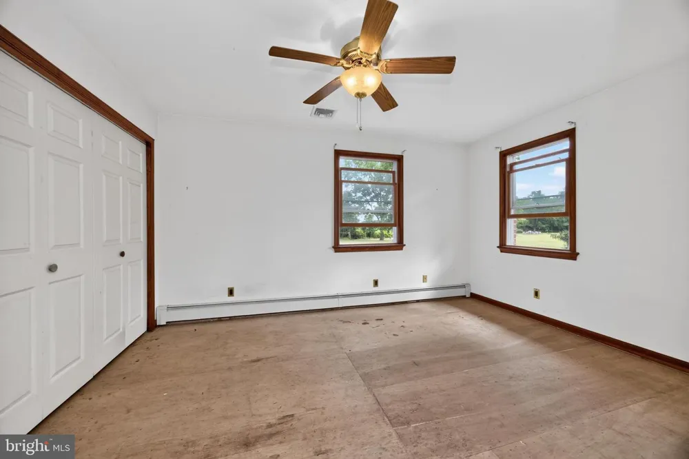 2114 STORE ROAD Skippack, PA 19474