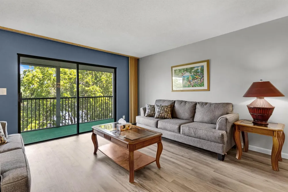 2209 S Cypress Bend Drive #507 Pompano Beach, FL 33069