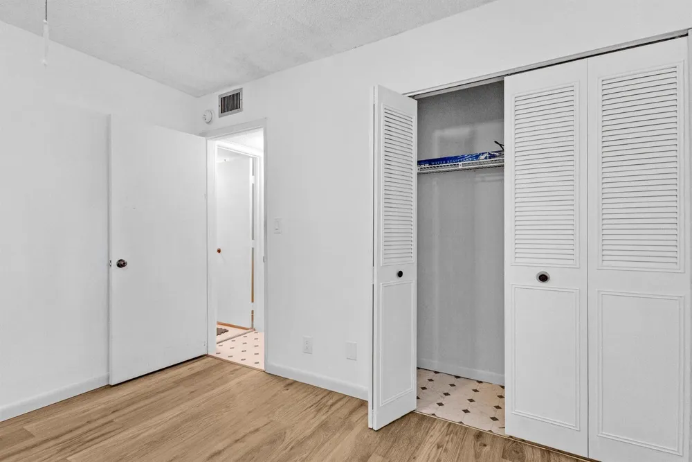 2209 S Cypress Bend Drive #507 Pompano Beach, FL 33069