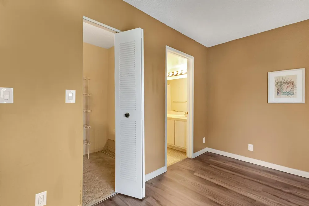 2209 S Cypress Bend Drive #507 Pompano Beach, FL 33069