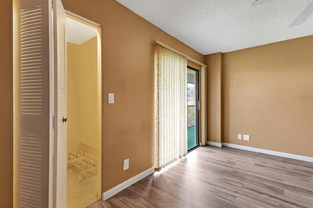 2209 S Cypress Bend Drive #507 Pompano Beach, FL 33069