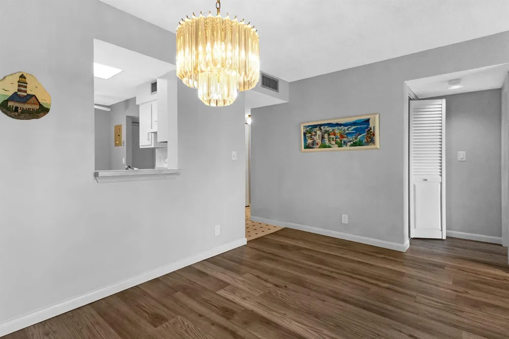 2209 S Cypress Bend Drive #507 Pompano Beach, FL 33069