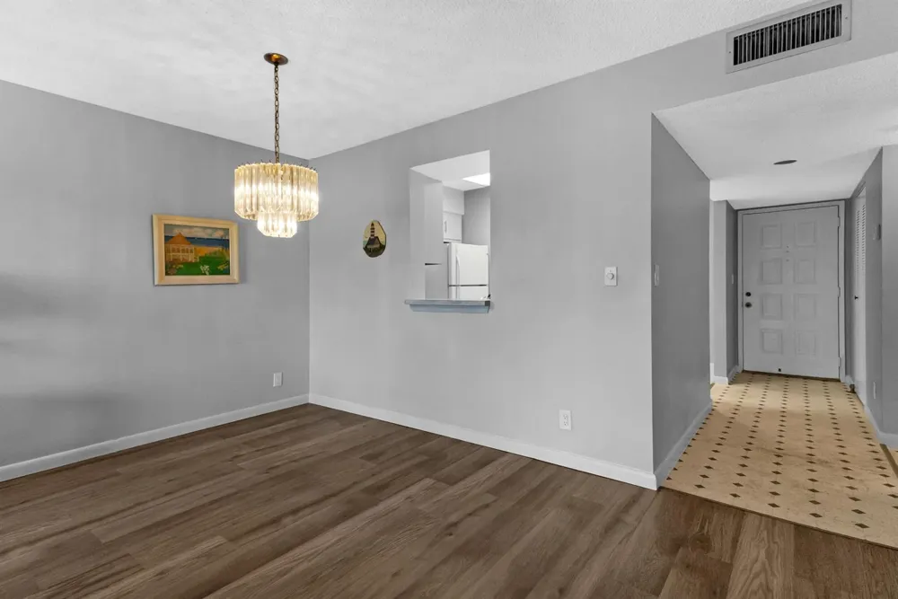 2209 S Cypress Bend Drive #507 Pompano Beach, FL 33069