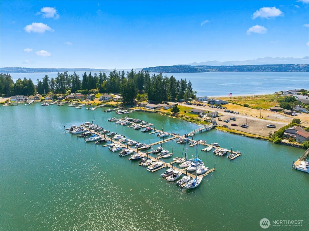 37767 Vista Key Drive NE Hansville, WA 98340