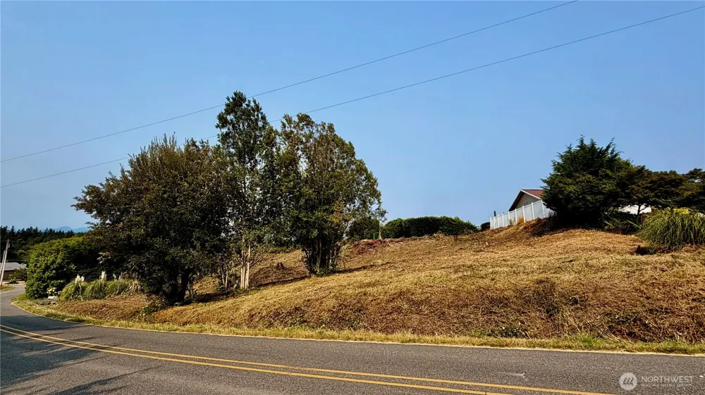 37767 Vista Key Drive NE Hansville, WA 98340
