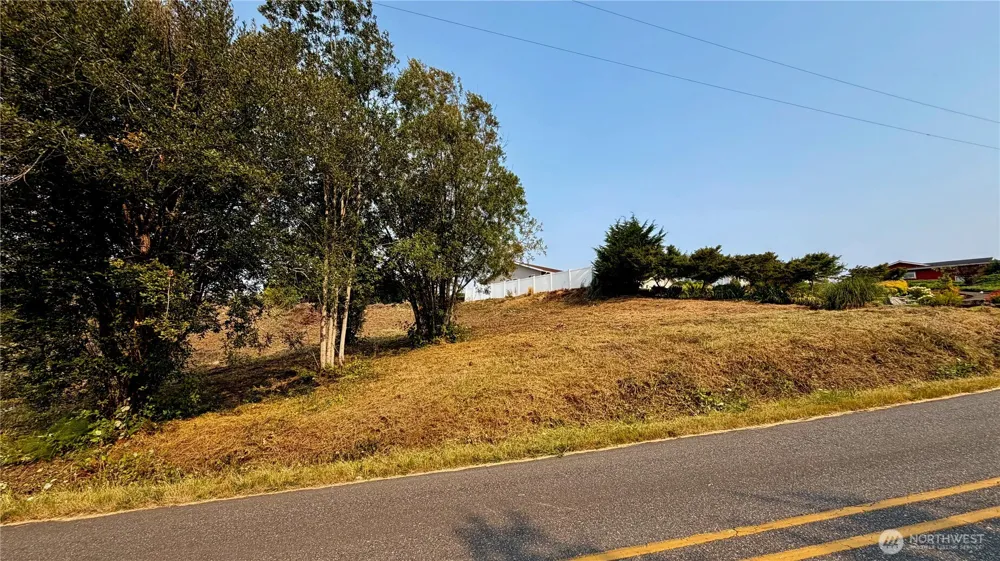 37767 Vista Key Drive NE Hansville, WA 98340