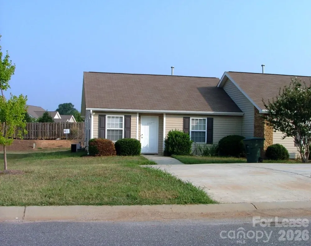 122 Springwood Lane Mooresville, NC 28117