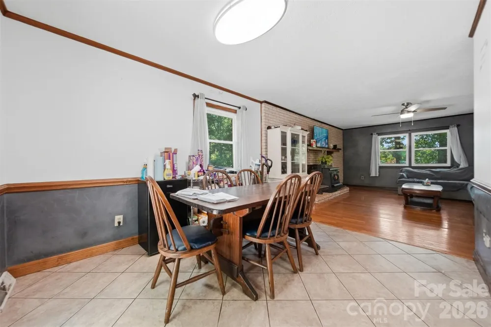 1924 Braswell Place Lenoir, NC 28645