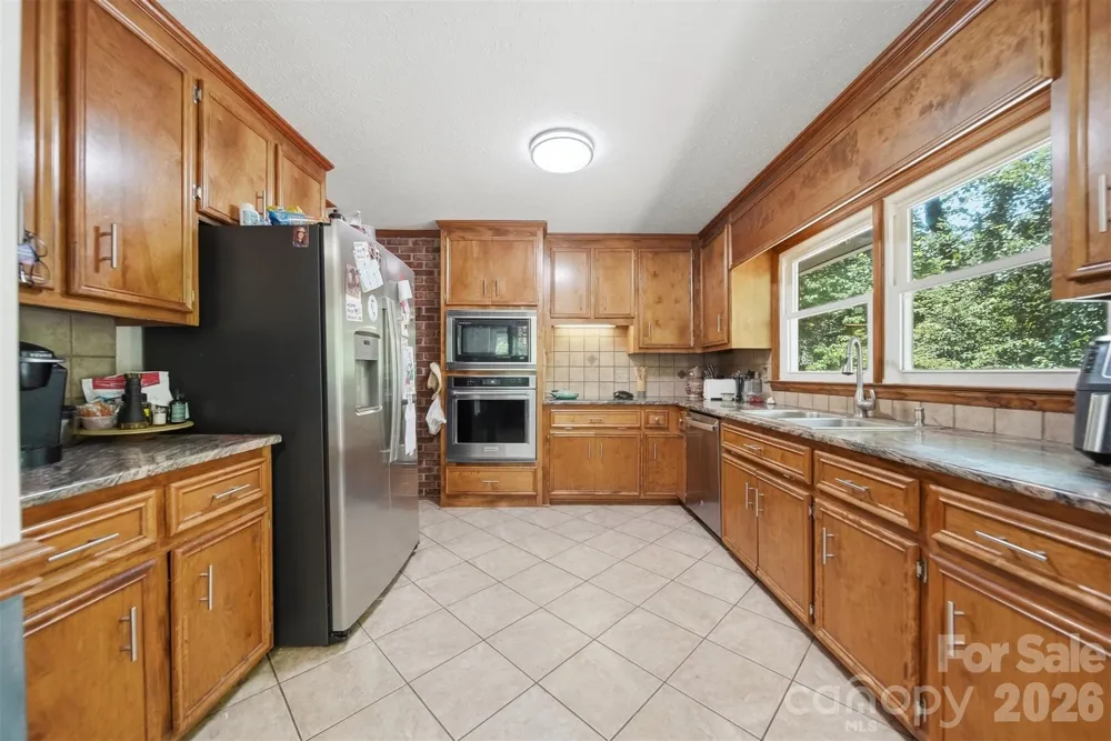 1924 Braswell Place Lenoir, NC 28645