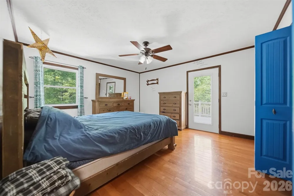 1924 Braswell Place Lenoir, NC 28645